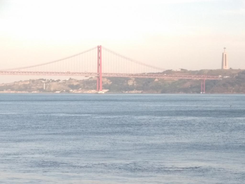 Apartamento Sun House Belem - Free Parking And View Tower Lisboa Exterior foto
