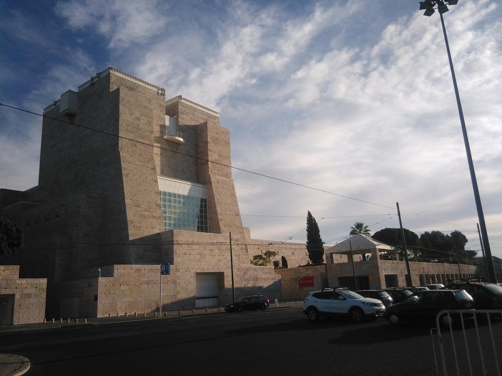 Apartamento Sun House Belem - Free Parking And View Tower Lisboa Exterior foto